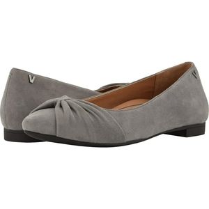 Vionic Gramercy Grey Suede Bow Closed Toe Logo Slip In Ballet Flat In Charcoal